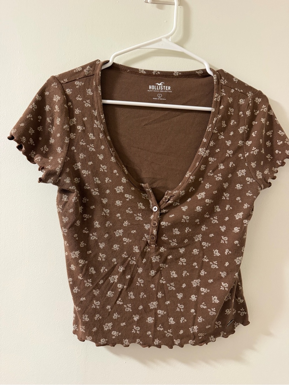 Hollister Brown Floral Ribbed Button-Front Crop Top